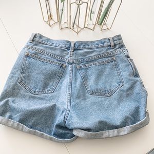 VINTAGE DENIM EMBROIDERED SHORTS